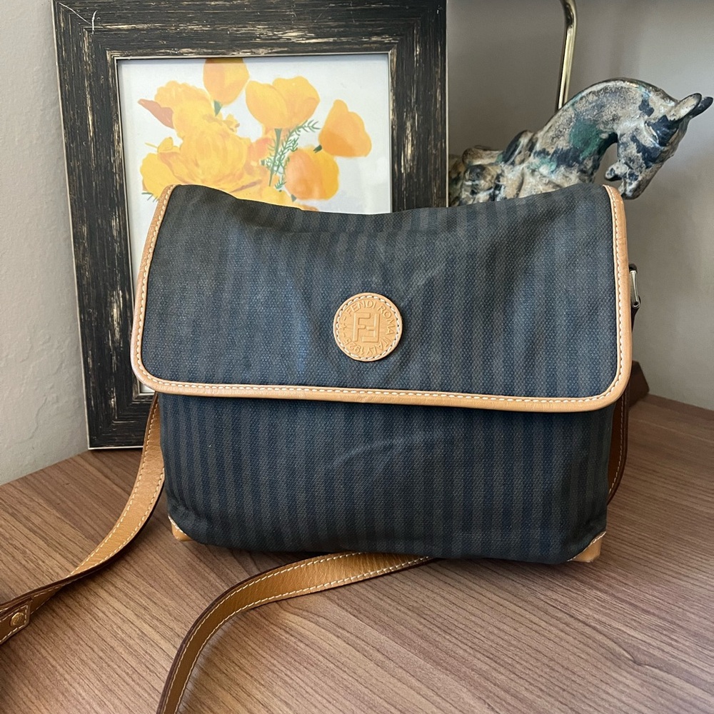 Vintage FENDI 1980s Pequin crossbody bag with tan leather trim and strap